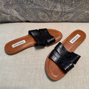 Steve Madden Black Slide Sandals (Size  7.5)